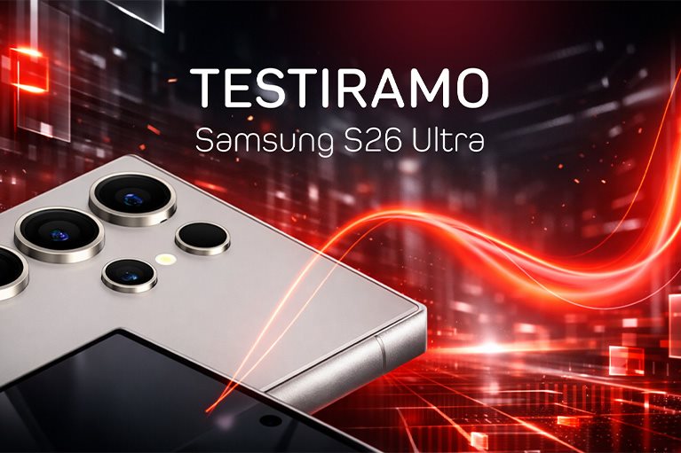 Predstavljanje Samsung Galaxy S26 Ultra telefona sa naprednim AI funkcijama i velikim kamerama na poleđini uređaja.