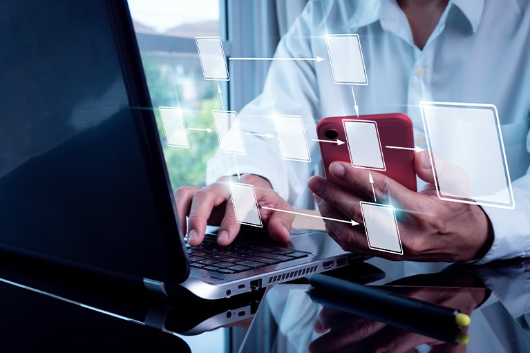 Automatizacija upravljanja mobilnim uređajima i Zero Touch Provisioning proces.