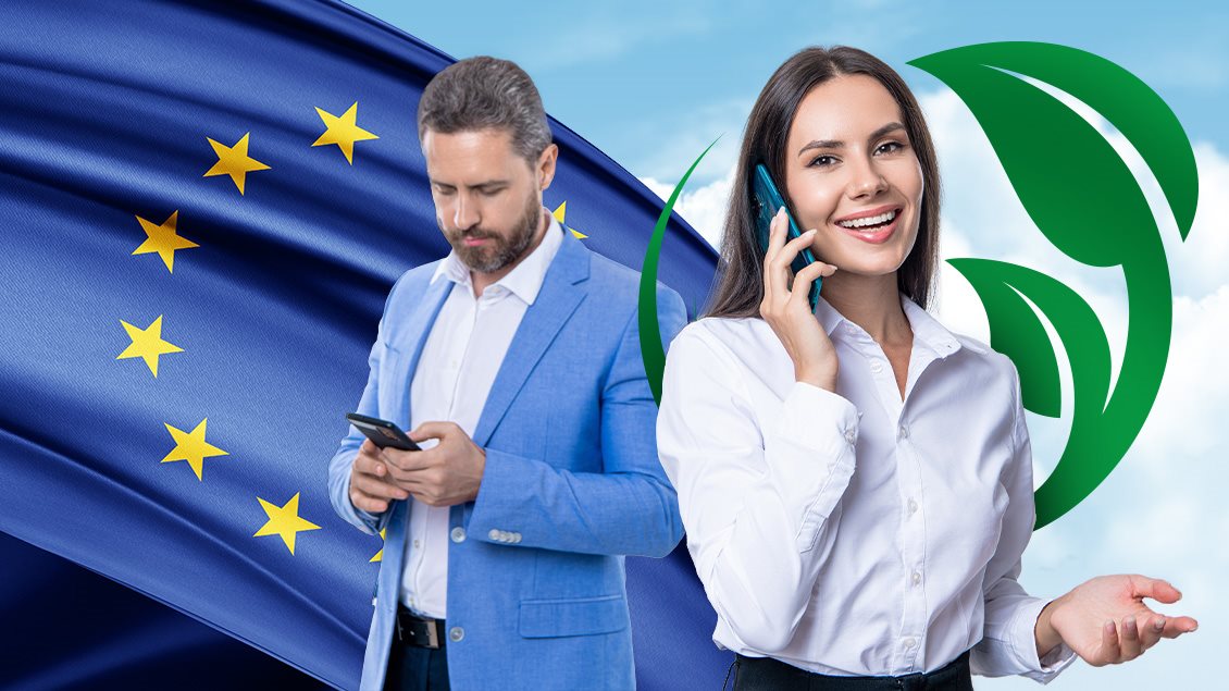 Muškarac i žena koriste mobilne telefone ispred zastave EU i simbola održivosti koji predstavlja nova pravila za mobilne telefone