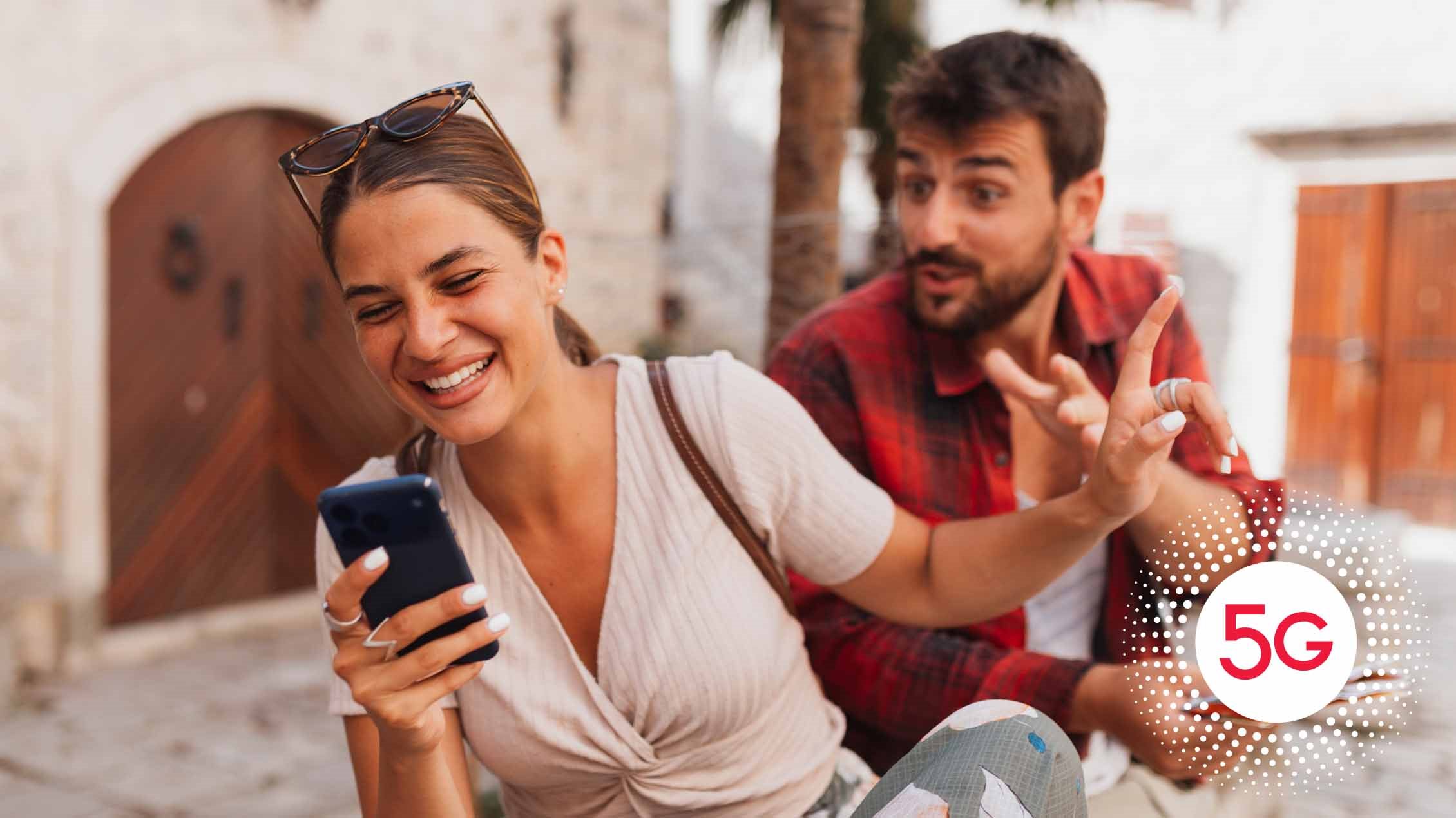 Korisnica koristi mobilni telefon uz promotivnu ponudu mts 5ica tarifa sa 5G internetom za 999 dinara mesečno.