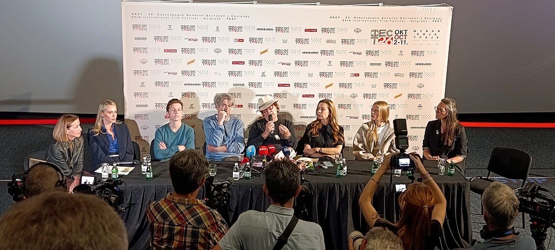 Lordan Zafranović, Predrag Miki Manojlović i predstavnici TS Media na konferenciji za novinare povodom filma „Zlatni rez ’42 – Djeca Kozare“ pred otvaranje 53. FEST-a.